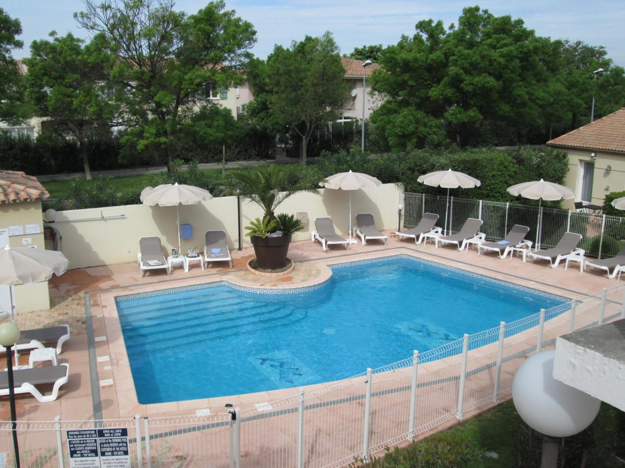 Top Motel Istres Ngoại thất bức ảnh
